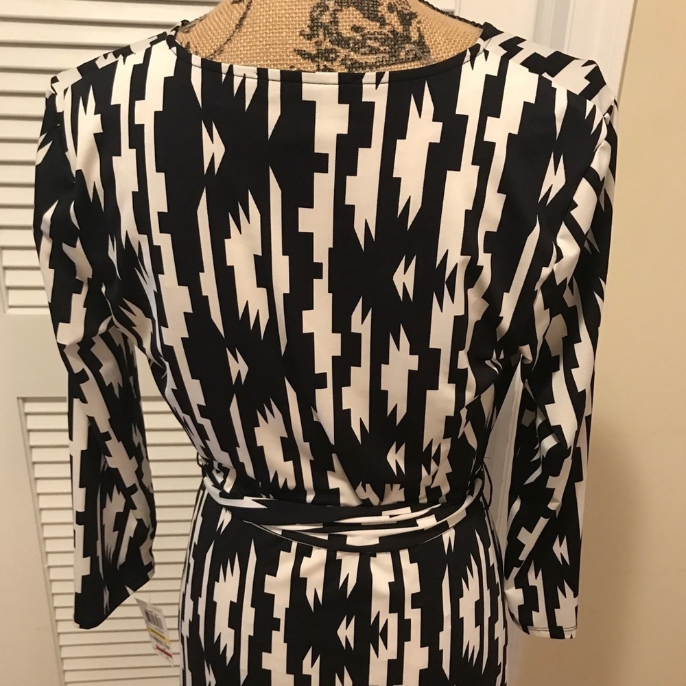 🌸INC Patterned Dress - Picture 6 of 7